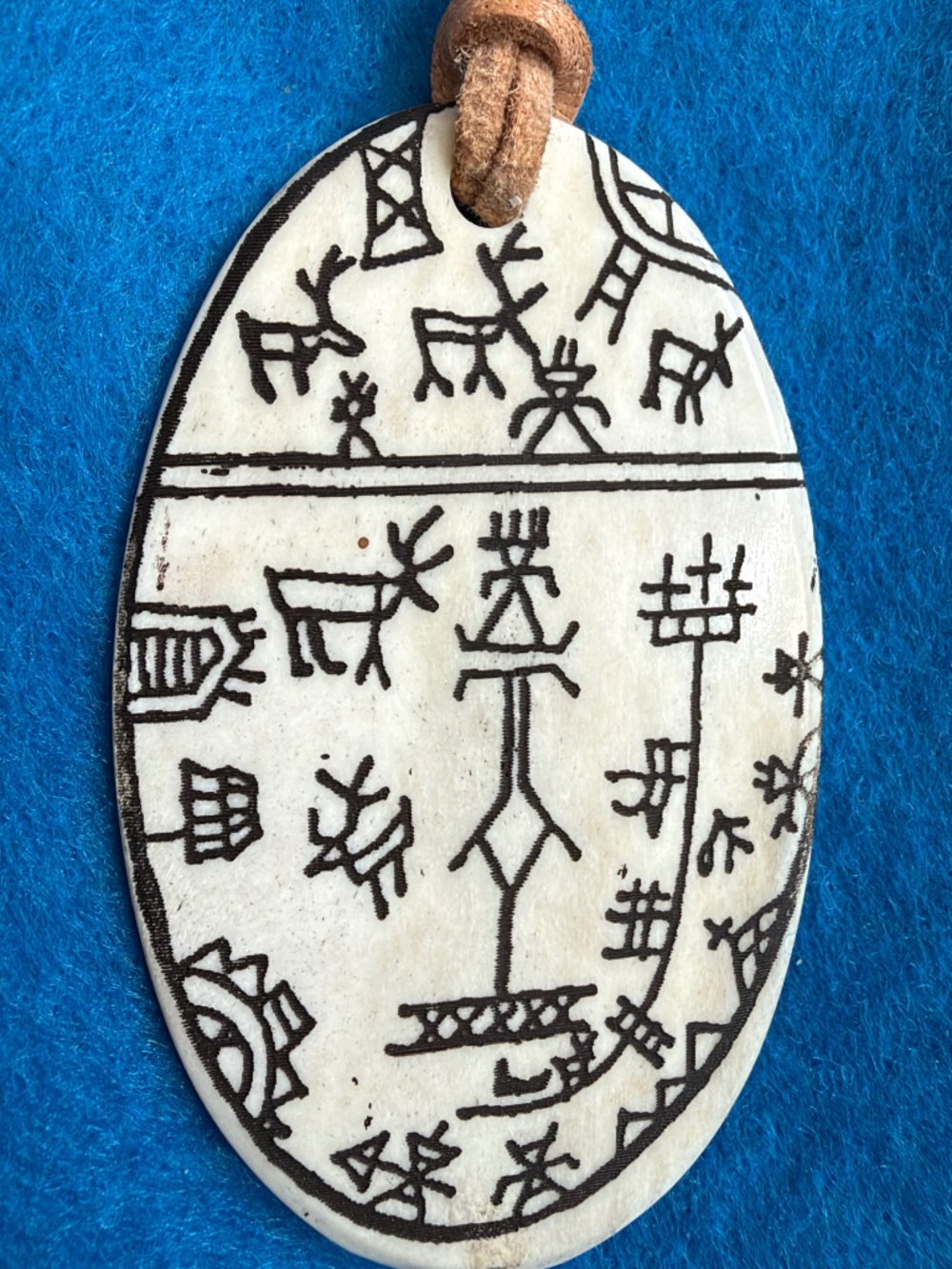 Vintage 2008 Finland Sami Shaman Drum Pendant Necklace – NIB Bone / Antler